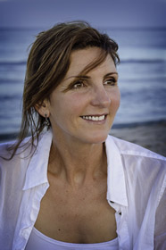 Lisette Hilton